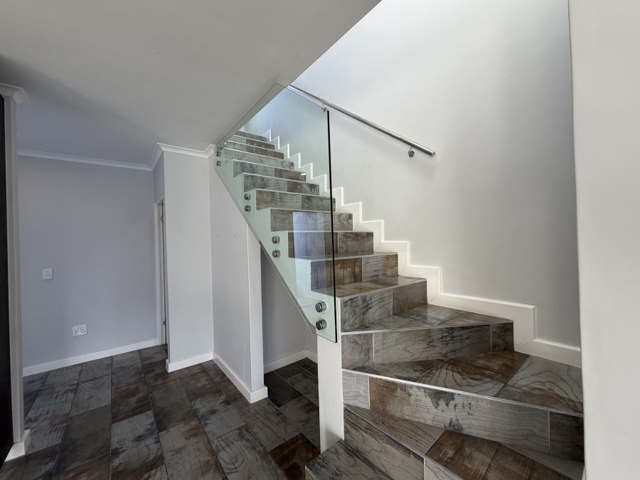 3 Bedroom Property for Sale in Sandown Western Cape